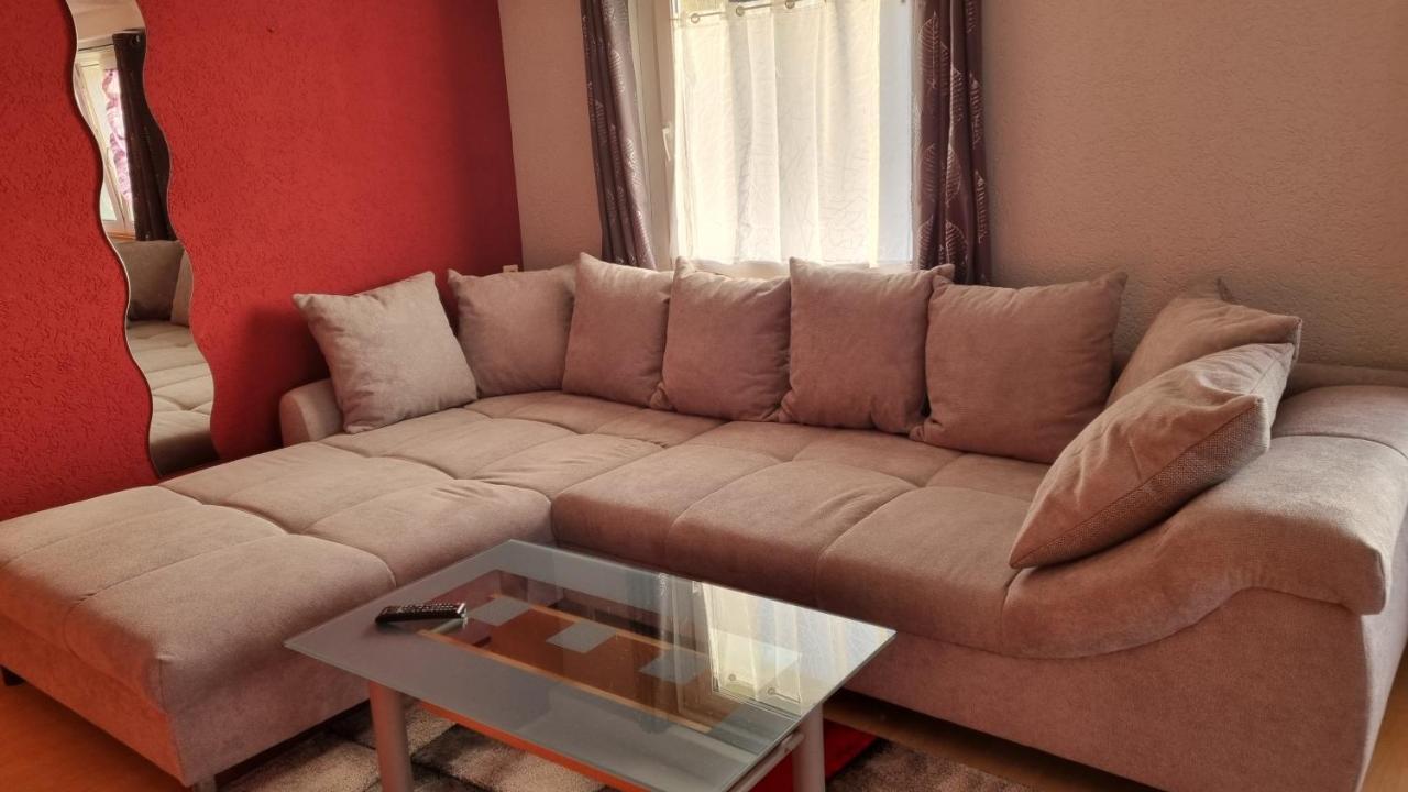 Schoene 2-Zimmer Ferienwohnung Леффінген Екстер'єр фото